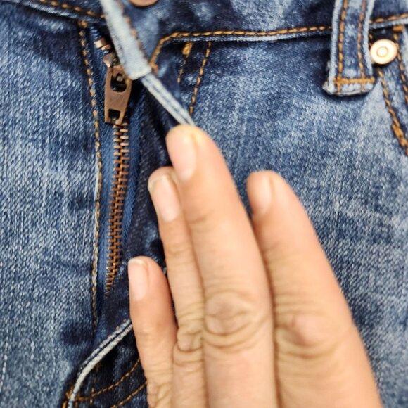 Fashion Nova Jeans Womens 9 Medium Wash Stretch Mid Rise Skinny *GUC* - Picture 2 of 12